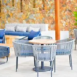 Apartamento en Baia Kristal con vista campestre