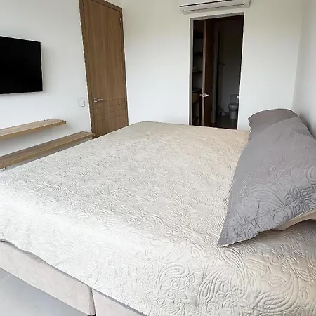 Apartamento En Baia Kristal Con Vista Campestre
